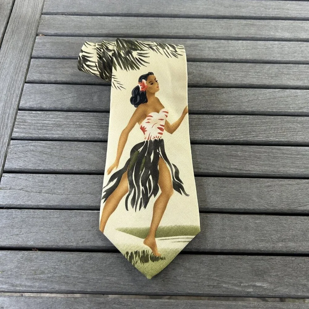 Tommy Bahama 100% Silk Hawaiian Hula Dancer Wide Tie NWT